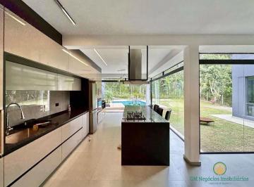 390e3d3b16fdeb466232fa589f427fbc18bd2135 · Casa com 4 dormitórios à venda, 274 m² por R$ 1.700.000,00 - Jardim Indaiá - Embu das Artes/SP