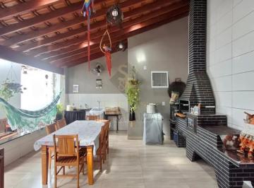Casa · 160m² · 2 Quartos · 2 Vagas · Casa para venda com 02 quartos no bairro Jardim Cristo Redentor, em Ribeirão Preto/SP.