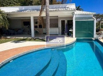 33f76ee35e63e1d35b44a456fc01889d5c936693 · Casa com 5 dormitórios à venda, 400 m² por R$ 2.100.000 - Itaipu - Niterói/RJ
