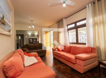 Casa · 147m² · 5 Quartos · 2 Vagas · Casa à Venda - Uberaba, 5 Quartos, 147 m² - Curitiba