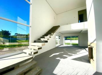 Casa · 216m² · 4 Quartos · 2 Vagas · Sobrado em condominio de alto padrão em Nova Santa Rita