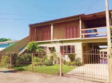 Casa · 322m² · 6 Quartos · 3 Vagas · Casa ampla com 6 quartos no bairro Niterói