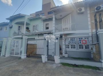 Casa · 136m² · 3 Quartos · 1 Vaga · Sobrado de 3 dormitórios, sendo 1 suíte no bairro Centro
