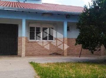 Casa · 108m² · 3 Quartos · 1 Vaga · Casa com 3 dormitórios e 2 suítes no Bairro Mathias Velho