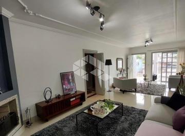 Casa · 280m² · 3 Quartos · 2 Vagas · Casa 3 dormitórios, sendo 2 suítes, 4 banheiros ,3 vagas de garagem, espaço gourmet com piscina