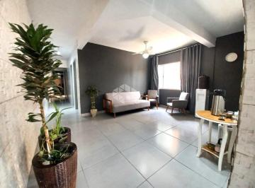 Casa · 408m² · 3 Quartos · 2 Vagas · Sobrado com 408,00m² aproximados 2 vagas, 3 banheiros bairro Navegantes/Porto Alegre