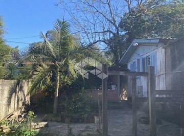Casa · 193m² · 1 Quarto · 2 Vagas · CASA EM SAPUCAIA DO SUL.