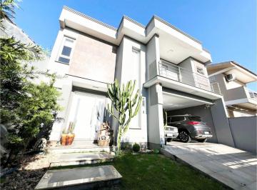 Casa · 290m² · 3 Quartos · 4 Vagas · Casa sobrado, 3 dormitórios, sendo 1 suíte, 290m² construídos. Moinhos de Vento, Canoas