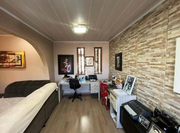 Casa · 75m² · 3 Quartos · 2 Vagas · Casa com 3 dormitórios e 2 vagas na Rua República Canoas