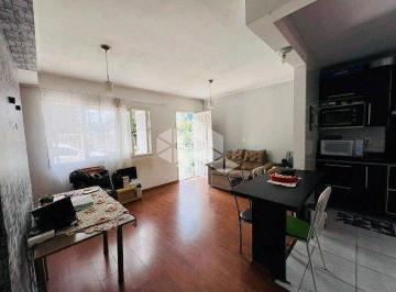 Casa · 58m² · 2 Quartos · 1 Vaga · Casa sobrado, 2 dormitórios, 2 banheiros, 1 vaga de garagem e churrasqueira. Cachoeirinha