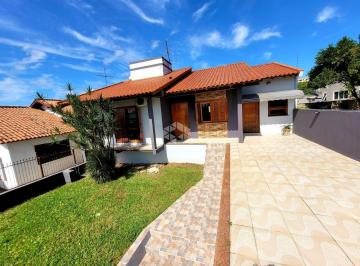 Casa · 248m² · 3 Quartos · 3 Vagas · Casa semimobiliada, 3 dormitórios, sendo 1 suíte, salão de festas com churrasqueira, piscina, vaga p