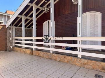Casa · 200m² · 3 Quartos · 2 Vagas · Casa para venda em Jardim Brasília de 200.00m² com 3 Quartos e 2 Garagens