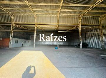 Comercial · 1500m² · Galpões Logísticos na BR-050 com Doca para 10 Caminhões, Energia Trifásica e Locação Modular