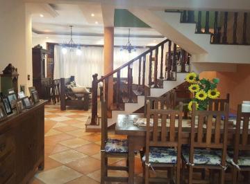 Casa · 378m² · 4 Quartos · 3 Vagas · Sobrado para venda em Vila Ré de 378.00m² com 4 Quartos, 1 Suite e 3 Garagens