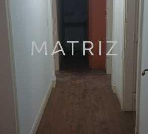 Comercial · 90m² · Loja : / Comercial / Centro