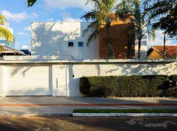 Casa · 317m² · 3 Quartos · 3 Vagas · Sobrado na Mata do Jacinto