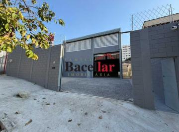 Comercial · 240m² · Galpão : / Comercial / Del Castilho