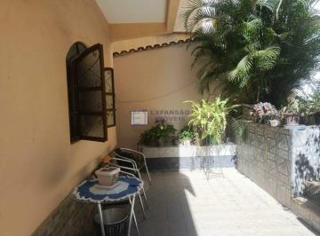 Casa · 174m² · 4 Quartos · 1 Vaga · ALUGUEL, CASA, CENTRO