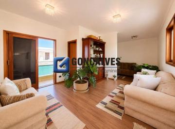 Casa · 158m² · 2 Quartos · 2 Vagas · Sobrado com 2 Suítes ,Planejados, Área Gourmet, 2 Vagas no Jardim do Mar, um dos Bairros mais Valori