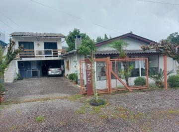 Casa · 242m² · 7 Quartos · 4 Vagas · Excelente terreno 4 casas em Nova Petrópolis oportunidade de investimento