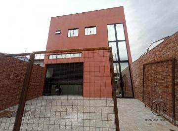 Comercial · 210m² · Galpão com 3 salas comerciais