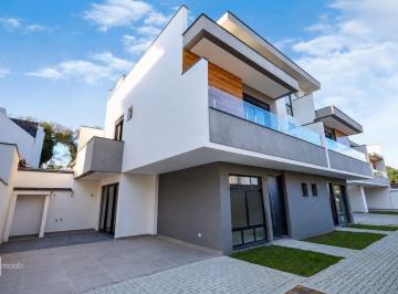 Casa · 148m² · 3 Quartos · 2 Vagas · Sobrado Triplex com 3 Quartos no Bairro Água Verde