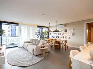 Apartamento · 3 Quartos · 3 Vagas · Lindo apartamento decorado novo a venda com vista para o Parque Barigui