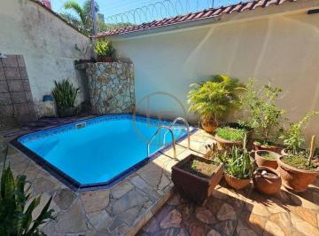 xvjljkc2ytnlmmjkzta0mtg1_md · Excelente Casa no Canto do Forte com Piscina
