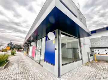 Comercial · 57m² · Loja comercial térrea com mezanino e 57m² para locação por R$ 5.000,00 - Bairro Vila Nova - Blumenau