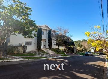 0 · CASA À VENDA COM 4 SUÍTES EM VALINHOS/SP