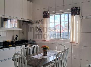 Casa · 85m² · 2 Quartos · 1 Vaga · Casa para venda em Centro de 85.00m² com 2 Quartos e 1 Garagem