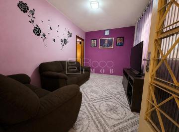 Casa · 150m² · 3 Quartos · 4 Vagas · Casa toda na laje com 3 quartos sendo 1 suíte na Quadra 307 do Recanto das Emas