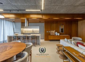 Apartamento · 322m² · 4 Quartos · 3 Vagas · Apartamento decorado Piscina Vista mar Torres RS