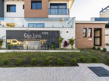 Casa · 191m² · 3 Quartos · 3 Vagas · Sobrado 3 quartos em condomínio a venda. Bairro Uberaba-Curitiba-PR