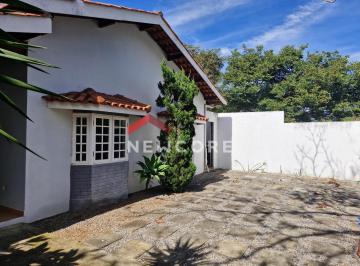 Casa · 212m² · 3 Quartos · 3 Vagas · Casa em Rua das Giestas - Retiro das Fontes - Atibaia/SP