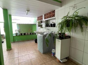 Casa de 4 quartos, Sorocaba · Sobrado espaçoso com 4 dormitórios, escritório, salão multiuso e excelente localização.