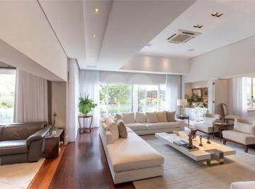 Casa · 800m² · 3 Quartos · 4 Vagas · Condomínio com 3 quartos à venda em Vila assunção - RS