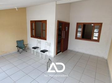 Casa · 49m² · 2 Quartos · 1 Vaga · Casa próxima ao mar com 2 quartos Churrasqueira em Matinhos