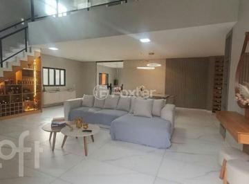 8eb858fd · Casa, 4 dormitórios, 380 m², em Centro