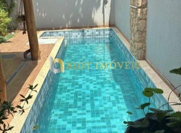 Foto 01 · Imperdível! Casa à venda no Ingá, Niterói-RJ: 2 quartos, 3 banheiros, garagem e 107m² de área. Venha