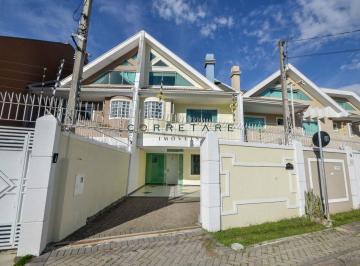 Casa de 3 quartos, Curitiba · Sobrado Triplex de Alto Padrão no Água Verde | 219,69 m²