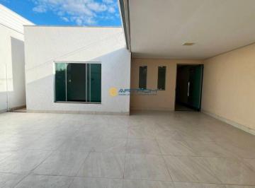 Casa de 3 quartos, Sobradinho · CASA Á VENDA - MORADA DA SERRA - SETOR DE MANSÕES - 3 QUARTOS