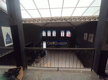 9e02f2eb3427afcfe4350dd827215a32a539f847 · Galpão com 800m²