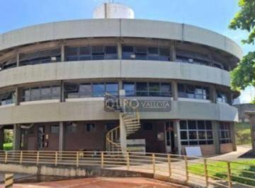 9d5b24580c3d312e8b4c767690eee80c621179ad · Prédio de 9000 M ² PARA LOCAÇÃO