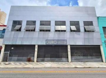d3d6840d49276ba3f4b6797b08f892cec53c59d9 · Galpão com 2.700m²