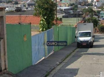 e8586568297f1a293c38f2ebf0f030d9f255652d · Terreno com 900m²