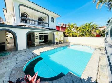 61934aad2b3c526752eb3c9eb9bd9164ccb35a04 · Casa alto padrão na Riviera São Lourenço para locação