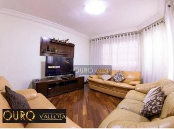 e1698aeb76fcdcb0e089a3769af5230e4de7088f · Sobrado com 3 dormitórios, 2 vagas de garagem em Excelente localização