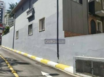 513defca9ab4d5e821fd2b635c3b33a0c5b68182 · Casa / Comercial
