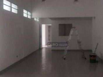 d9bd15aadbad333b4d0d20a418f843aaf31ea20b · Salão Comercial com 154m²